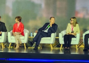 El crecimiento magro de la región, la posición de Oddone ante "el fin de la era global" y el Uruguay que viene