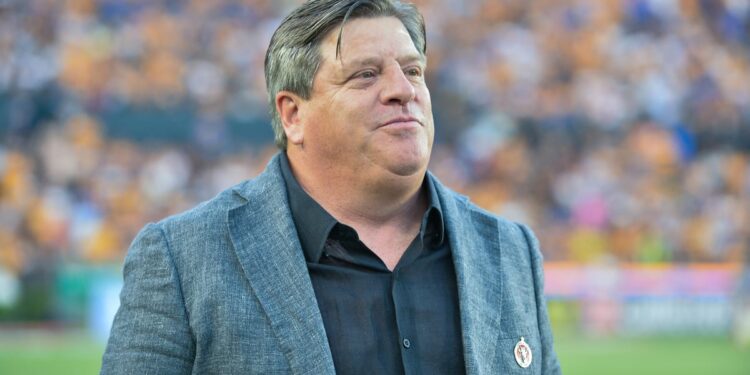 Former Mexico Boss Miguel Herrera Appointed As Costa Rica's New Head Coach