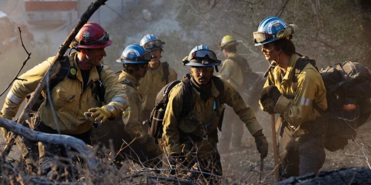 Highest-level fire alert as Santa Ana winds gather pace