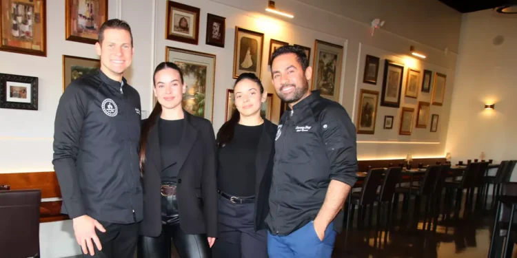 New Ahwatukee restaurant serves Italian dishes 'the American way'