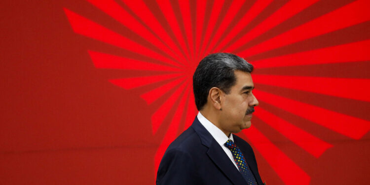 PT and MST to Send Representatives to Maduro's Inauguration in Venezuela