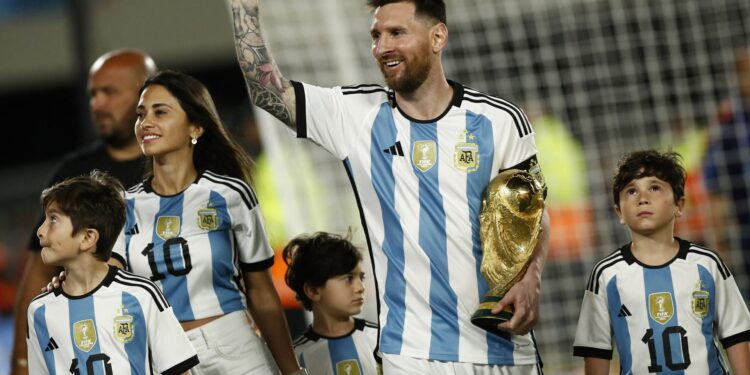 footer bein logo white