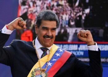 Two former Colombian presidents call for foreign intervention in Venezuela