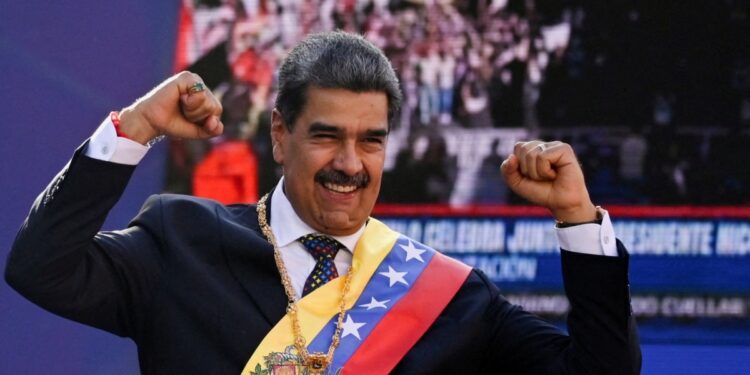 Two former Colombian presidents call for foreign intervention in Venezuela