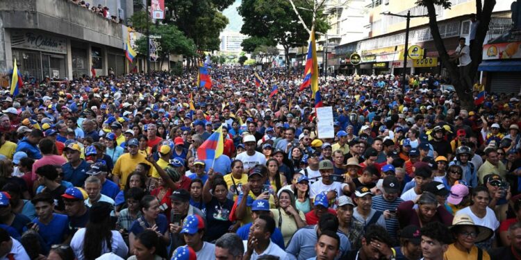"Un día sombrío para América Latina": Uruguay reiteró condena "al gobierno de facto" de Nicolás Maduro