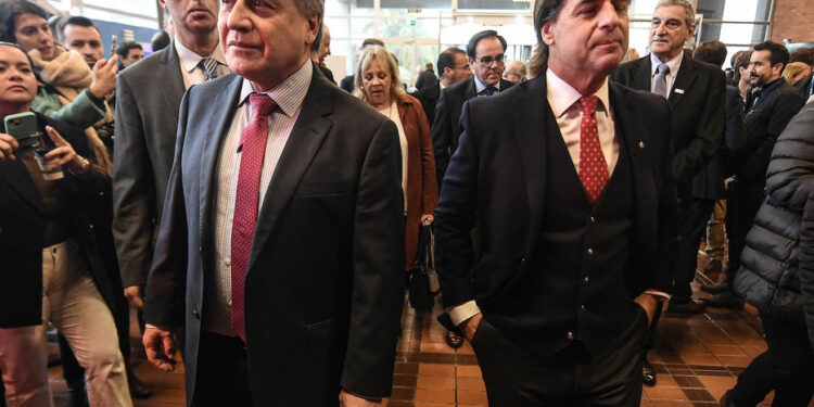 En lo oscuro de la historia