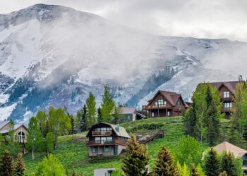 Visited 3 Towns in US That Feel Like Switzerland, Best Are in Colorado