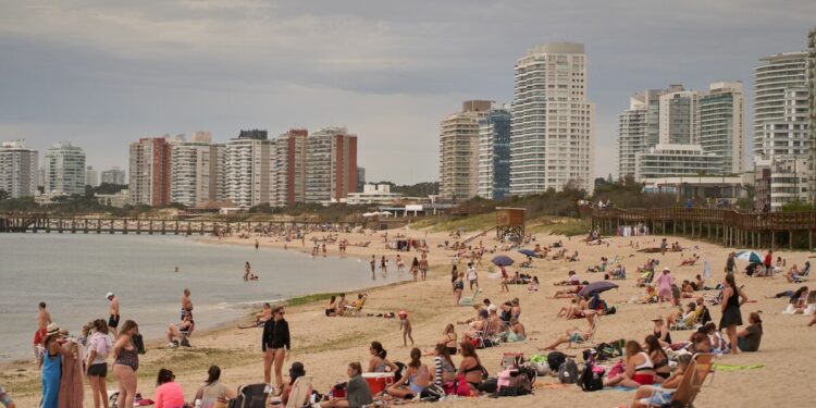 Wealth Managers Flock to South American Beach Haven for the Rich