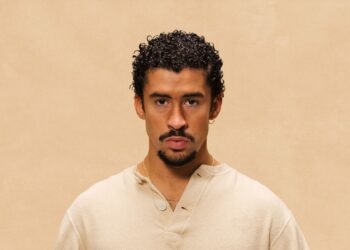 What does Bad Bunny's political 'Debà Tirar Más Fotos' say about Puerto Rico? : NPR