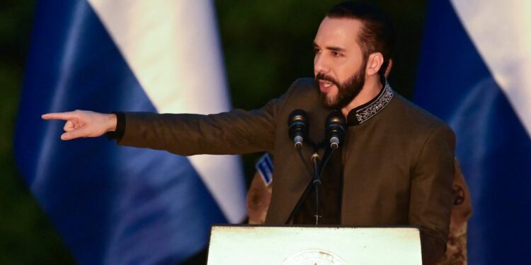 logros y críticas al modelo Bukele