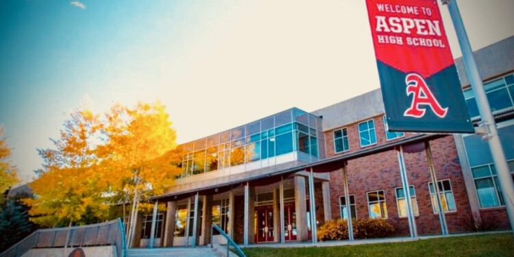 Colorado students outperform most states on the ‘nation’s report card,’ yet struggle to reclaim pre-pandemic heights