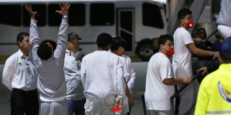 Venezuela welcomes home nationals deported from US in Guantanamo Bay | World News