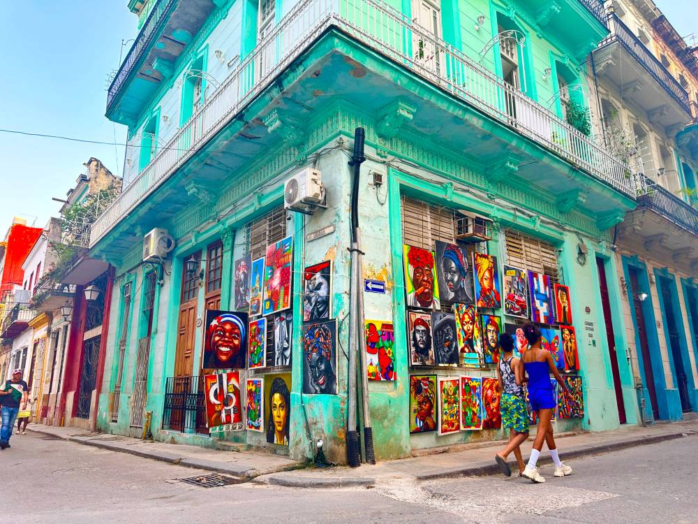 From wide boulevards to cosy corners, art is for sale everywhere in Havana.