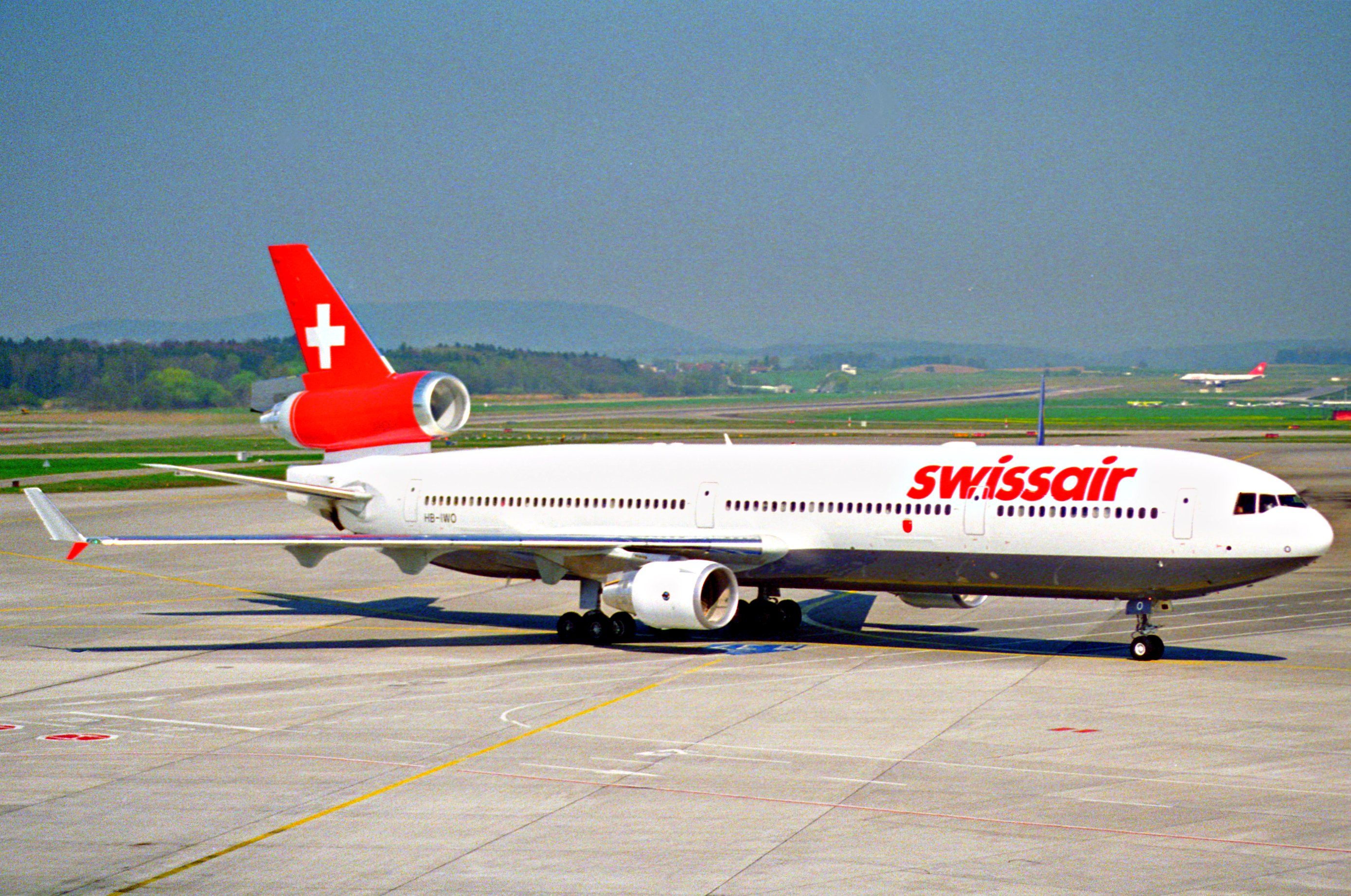 Swissair MD 11