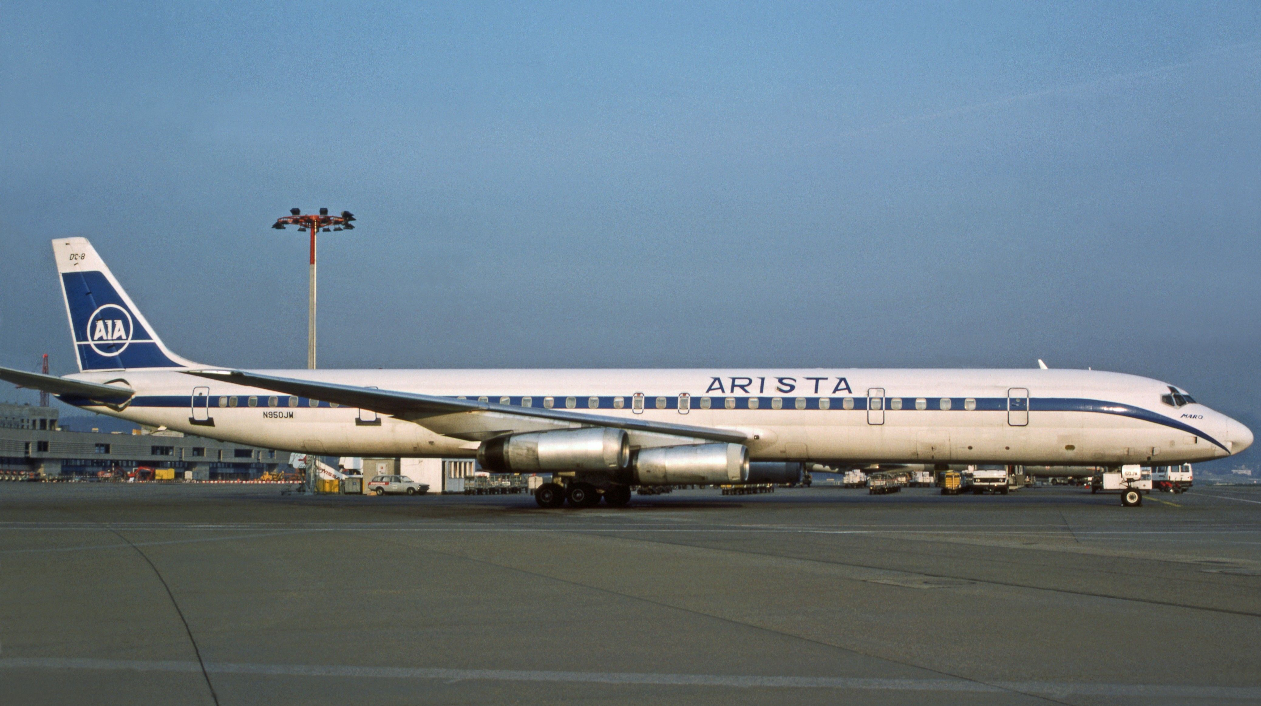 Arrow Air Douglas DC-8