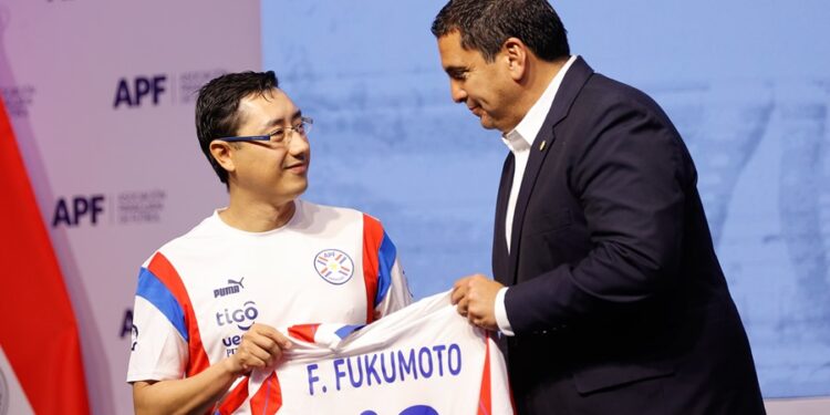 Fabio Fukumoto es el nuevo técnico de la absoluta de fútbol femenino de Paraguay