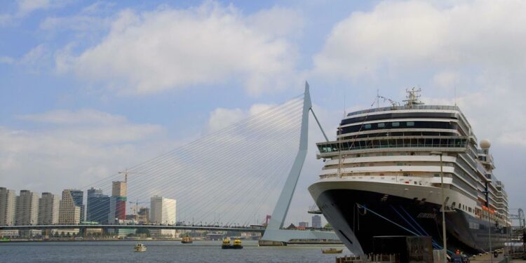 Nearly 90 cruise guests, crew sick in third Holland America norovirus outbreak this year