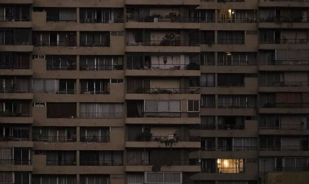 Electricity returns to most of Chile after sweeping blackout