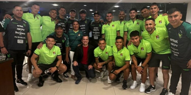 Bolivia viajó a la Copa América de Fútbol Playa y apuesta por llegar al Mundial