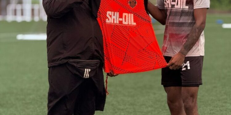 Brackenridge sign for Slingerz FC in Guyana