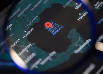 Bring back 'Gulf of Mexico' using this simple Chrome extension