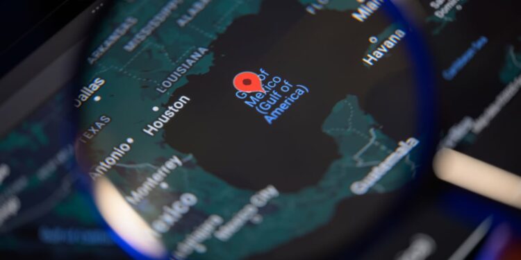 Bring back 'Gulf of Mexico' using this simple Chrome extension