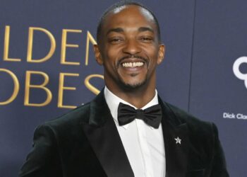 'Captain America' tops North American box office for a 2nd weekend