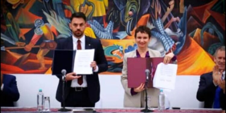 Chile firma protocolo con Bolivia para reconducción de migrantes irregulares