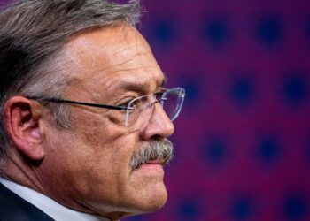 Court reverses $75K in sanctions against Gosar, Kern and Finchem