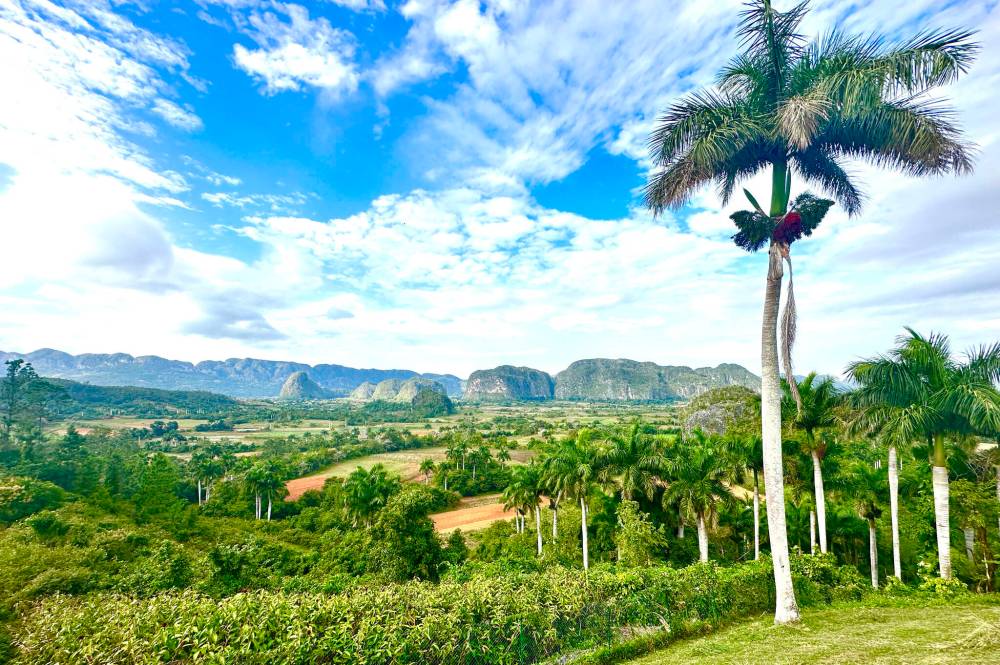 PHOTOS BY SHEL ZOLKEWICH / FREE PRESS
                                At the western tip of Cuba lies the Viñales Valley, a landscape surrounded by mountains, with farms, fields and brightly painted wooden houses nestled in.