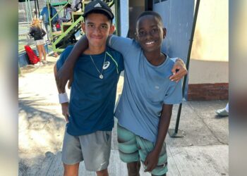 Hills, Khan reach two COTECC semi-finals | Local Sports