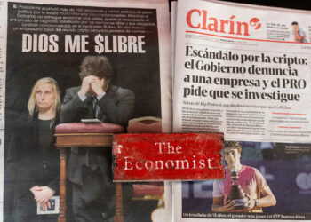 Newspapers are displayed for sale carrying headlines on the cryptocurrency scandal involving President Javier Milei.