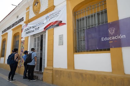 Cucutá colegio temporal para la paz