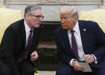 Trump Accelerates Timeline for Tariffs on Mexico and Canada by a Month, He Announces During Meeting With Starmer