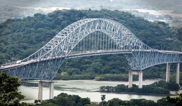 Panama Canal denies US claim of free passage for government vessels – Al Jazeera English