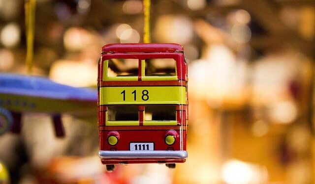 Bus crash in Bolivia kills at least 30 people – BBC.com