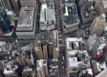 SailGP USA dramatically capsizes during Bermuda’s practice racing – Sailweb