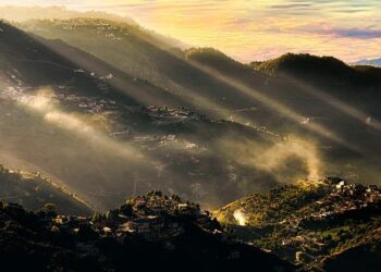 Death toll rises to at least 37 after tornadoes, wildfires and dust storms ravage multiple U.S. states – PBS NewsHour