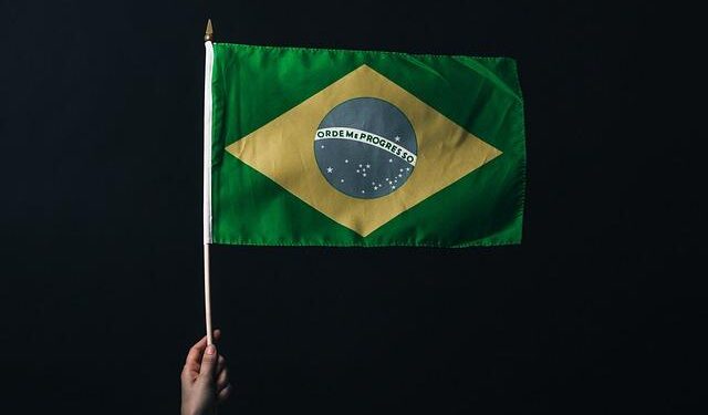 Brazil’s Petrobras in talks with US LNG suppliers for long-term deal, executive says – Reuters.com