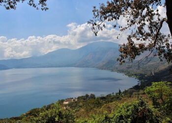 El Salvador offers to house criminals deported from the US in its jails – Reuters Canada