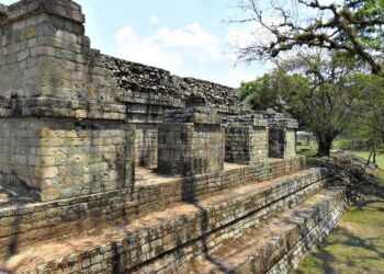 Honduras Threatens to Expel U.S. Military Bases Over Trump’s Deportation Plans – The Tico Times