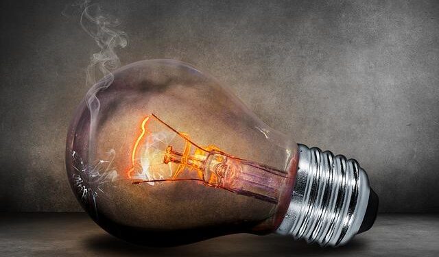 Ontario premier threatens to ‘shut off electricity completely’ for US if trade war escalates – CNN