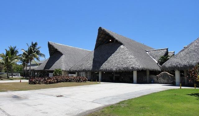 Video shows additional people on Punta Cana beach when US student went missing, sources say – Yahoo