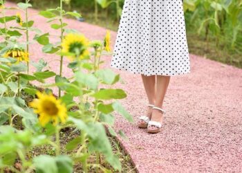 DoT defends $12.3M PR and ad agency deals – Cayman News Service