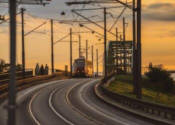 America improved its infrastructure in the last 4 years – but not by much – CNN