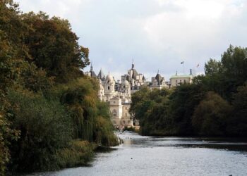 James Rodríguez has a Brilliant Debut for Colombia Against Paraguay in Group D – Copa America CONMEBOL