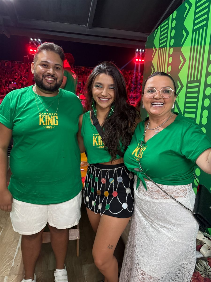 Vinicius Dantas e Janaina Araújo, do Turismo de Curaçao, recebem Giulia Buratta, da Blanc Tour Operadora