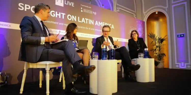 Dominican Republic seeks leadership in AI and Semiconductor industry