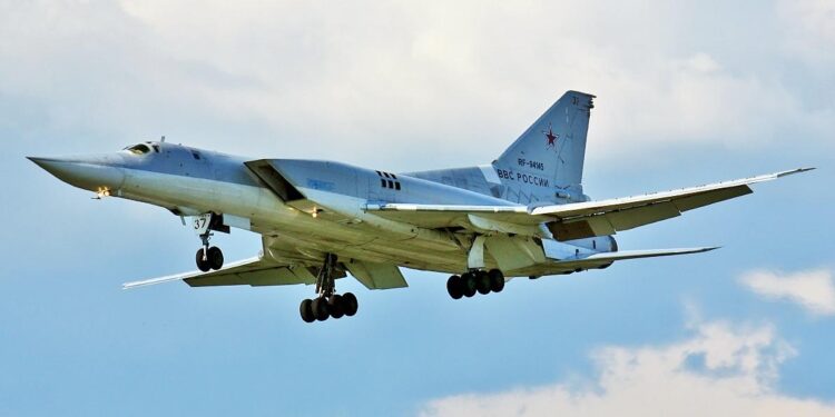 Russian Bomber Intercepted by F-35 Jet off US Coast—Video – Newsweek