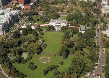 Judge orders White House to allow AP access to news events – NPR